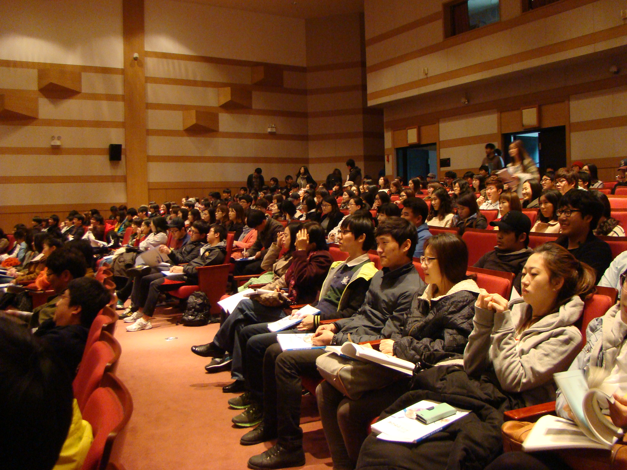 2013년 연구실 안전교육 (1차) 10.JPG