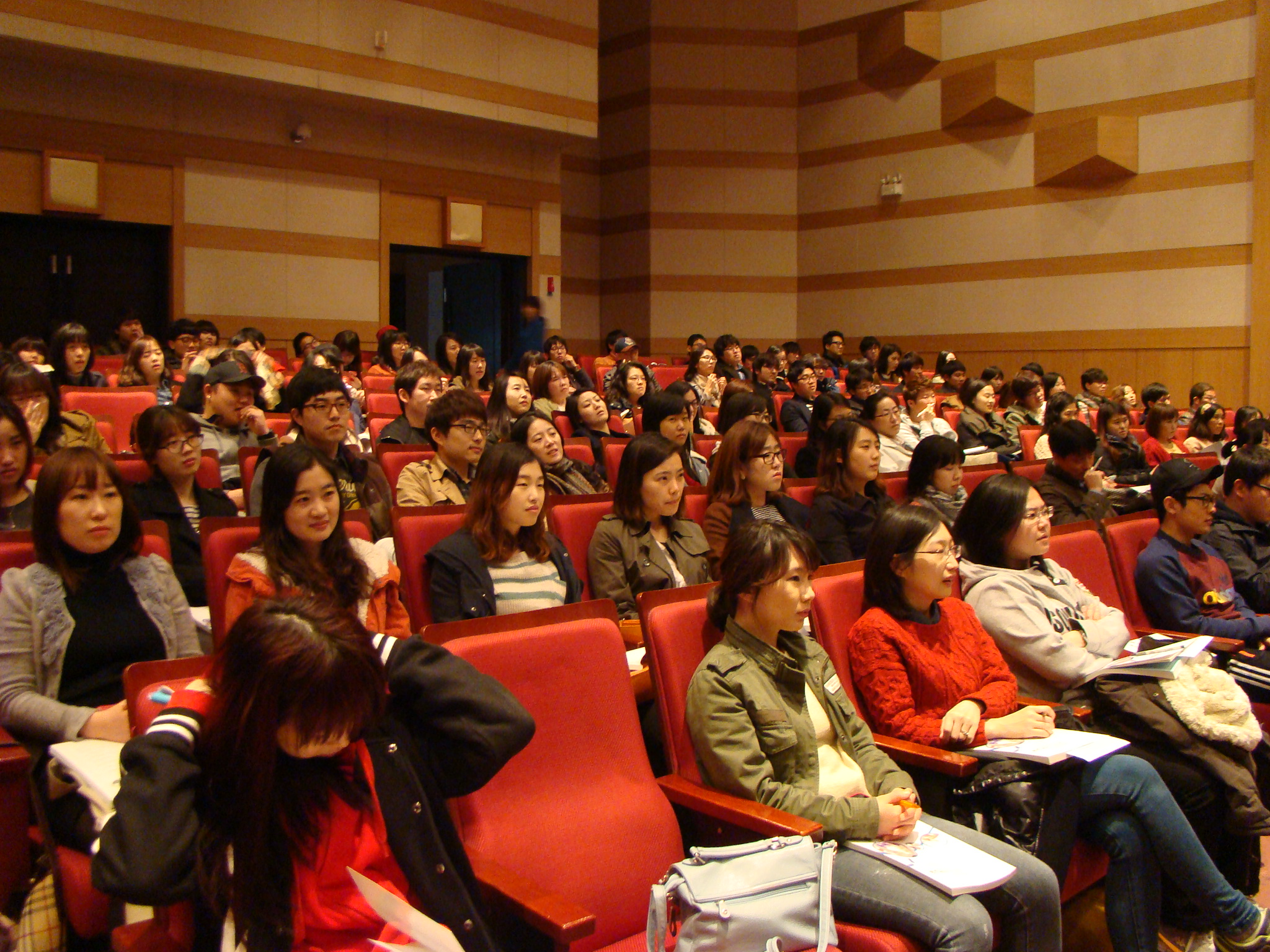 2013년 연구실 안전교육 (1차) 11.JPG